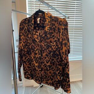 SATIN 2 PIECE PAJAMAS SET. LONG SLEEVE SHIRT & SHORTS. TARGET BRAND STARS ABOVE